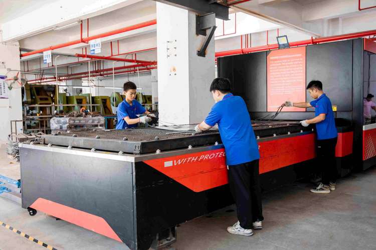 广州钣金加工源头工厂怎么把控产品精度